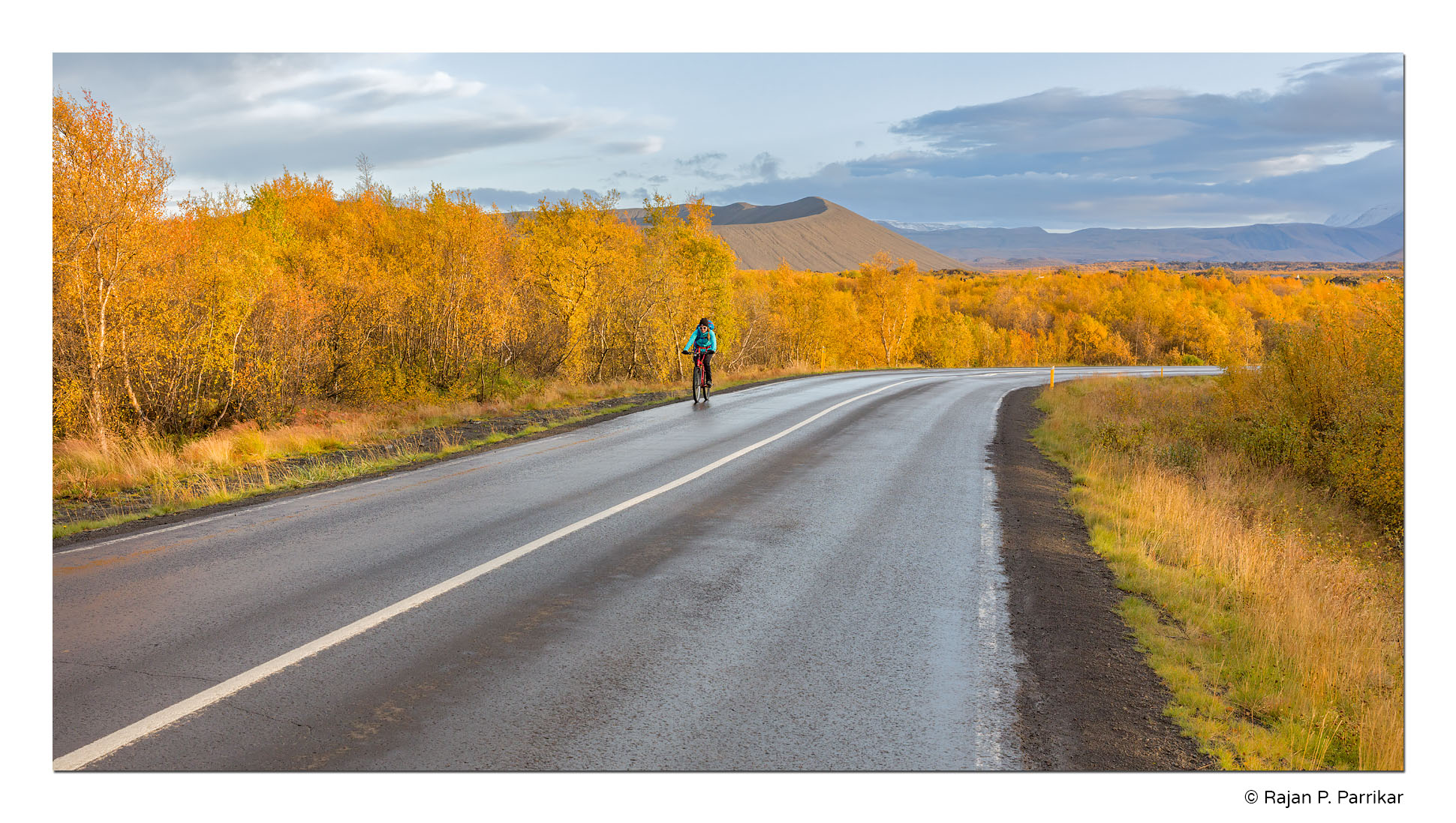 Myvatn-Cyclist-Autumn-Iceland