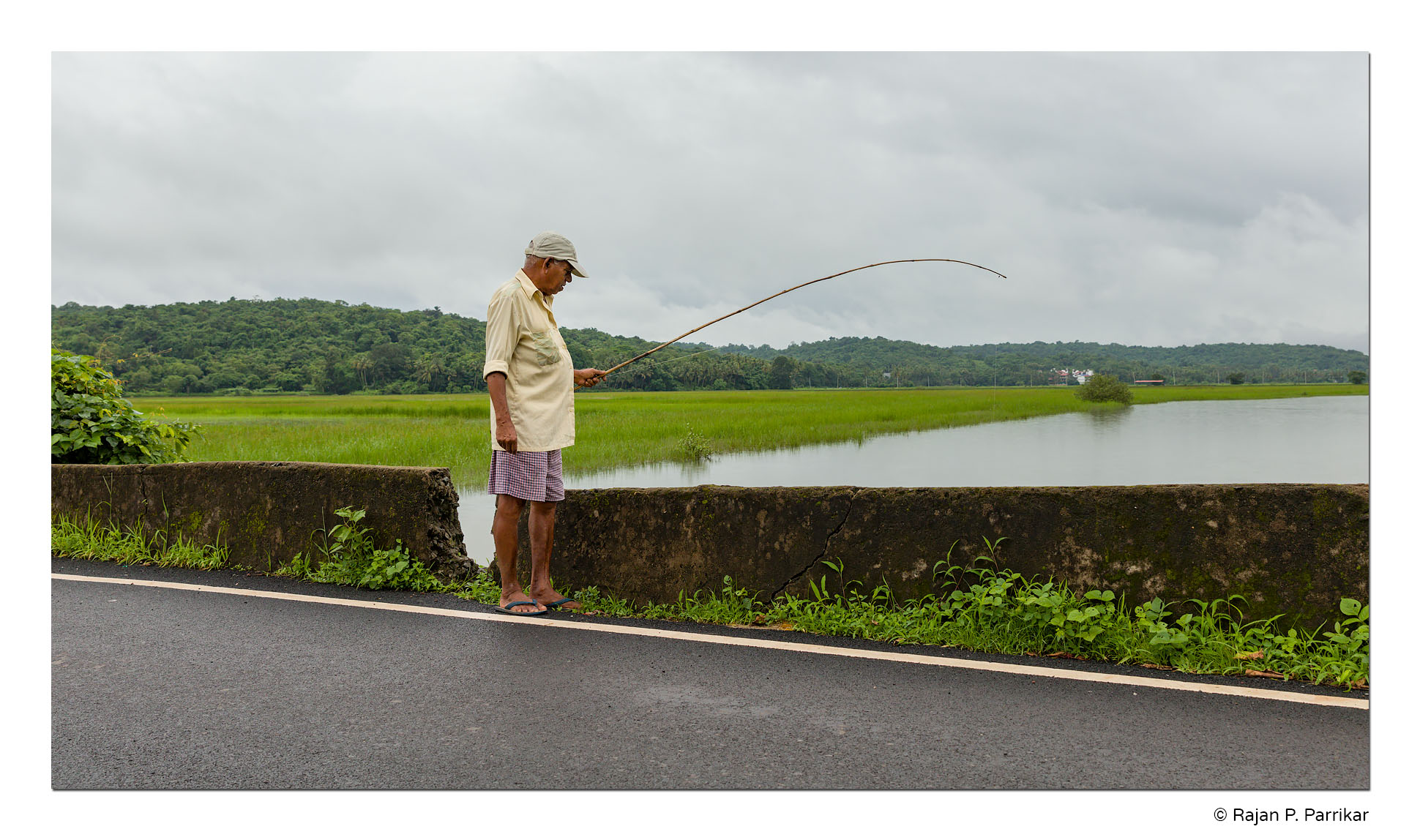 Paithona-Man-Fishing-Goa
