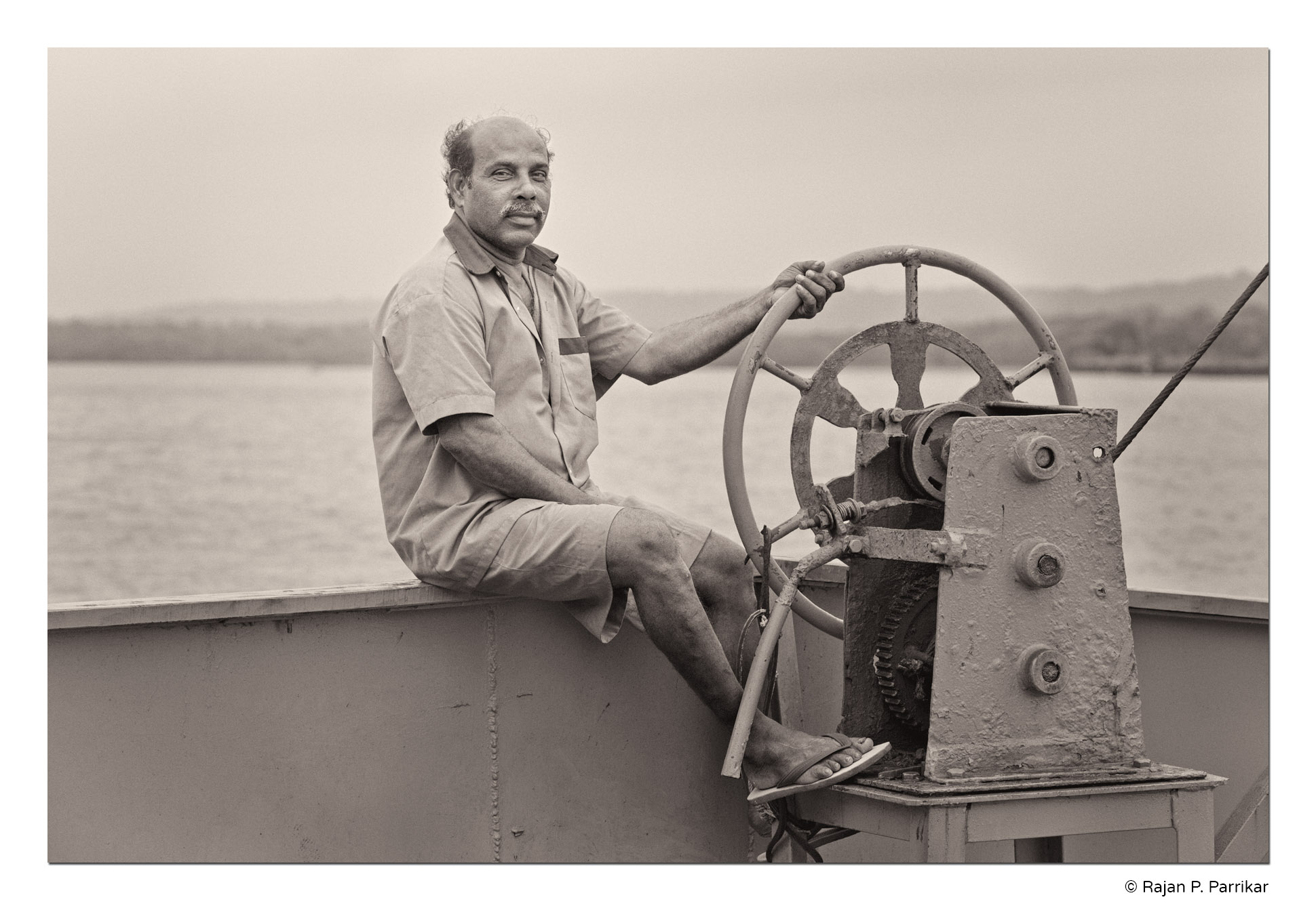 Sapeco-Ferry-Operator-Divar-Goa