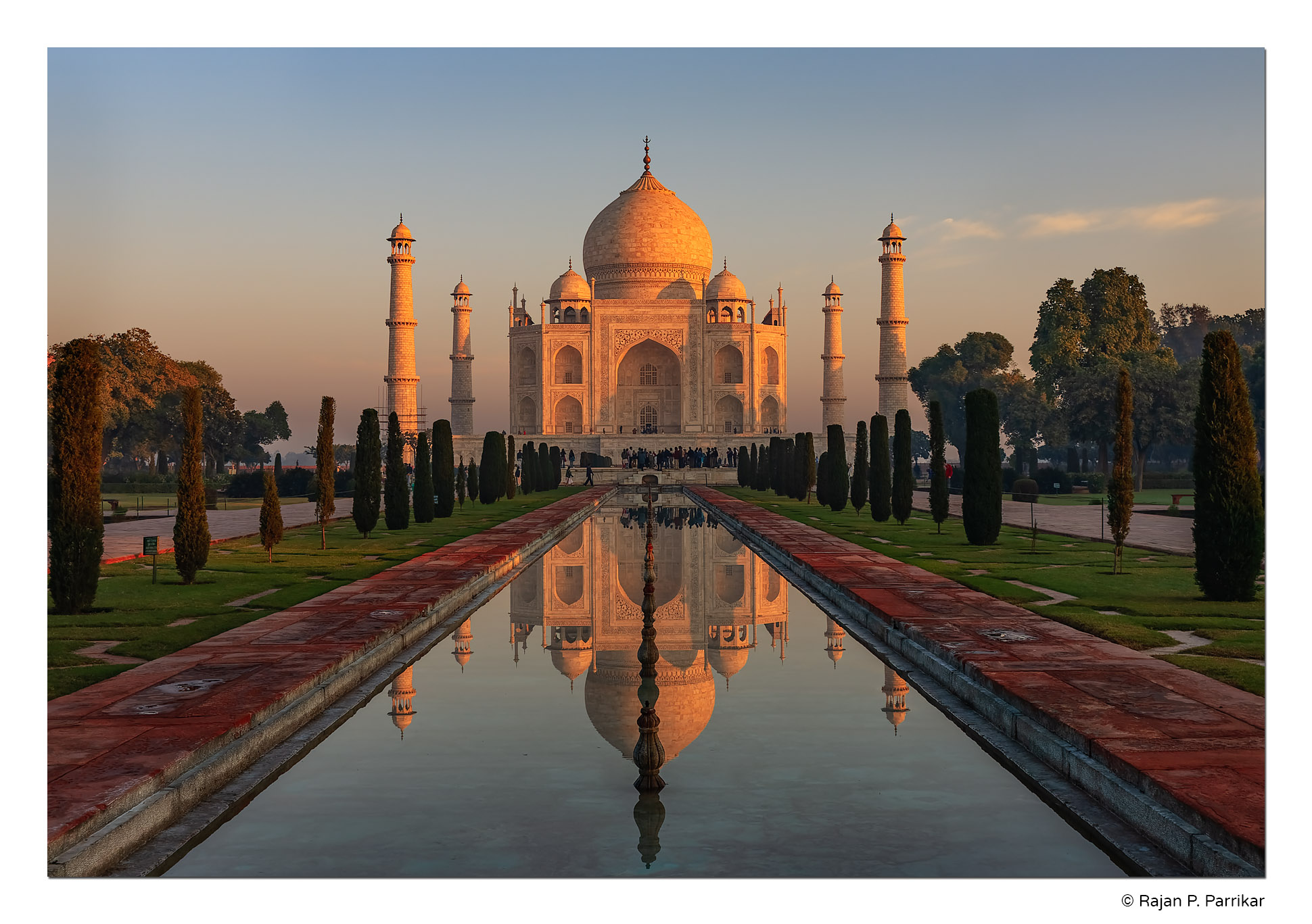 Taj-Mahal-Sunrise-Agra-India