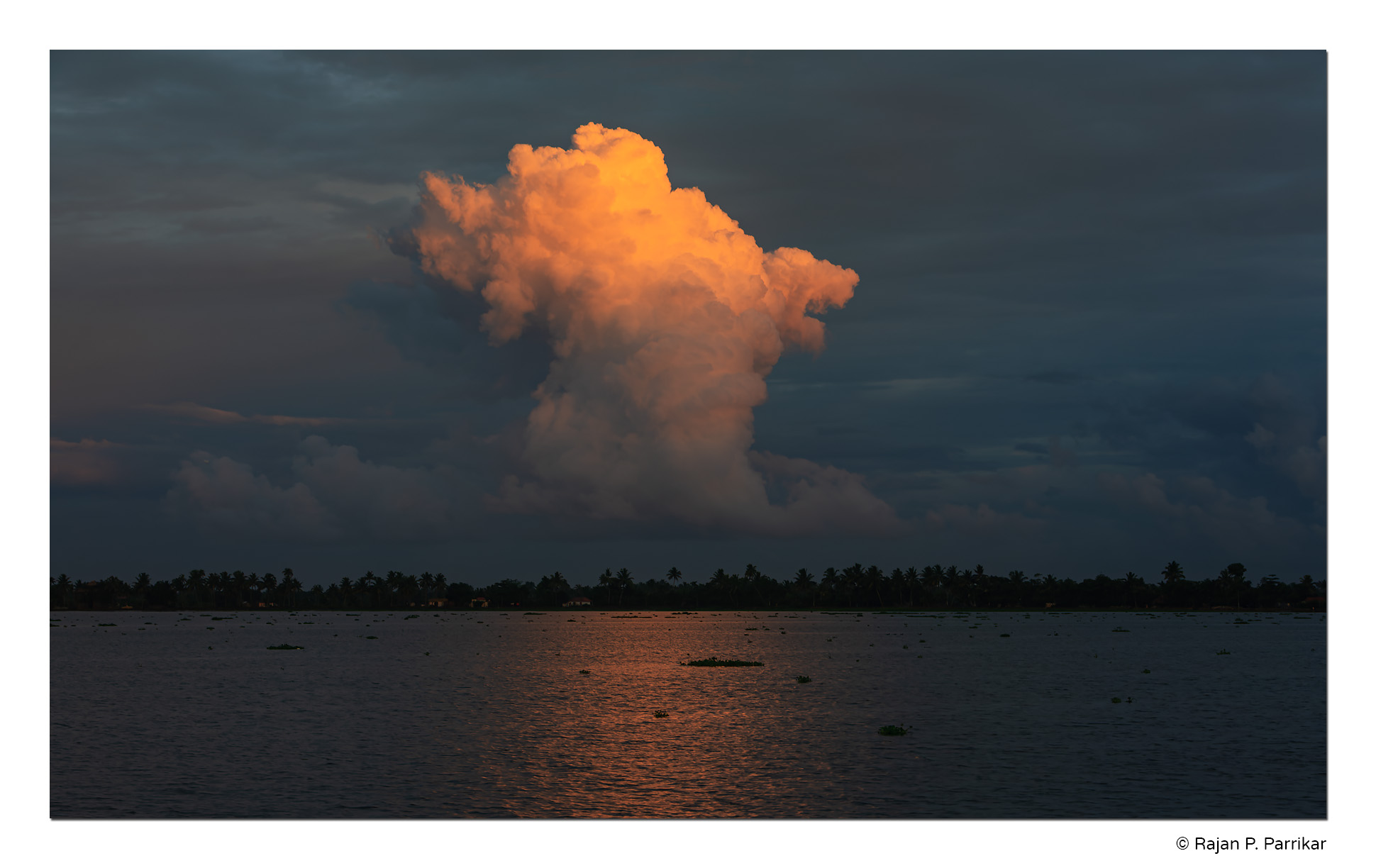 Vembanad-Lake-Cloud-Kerala