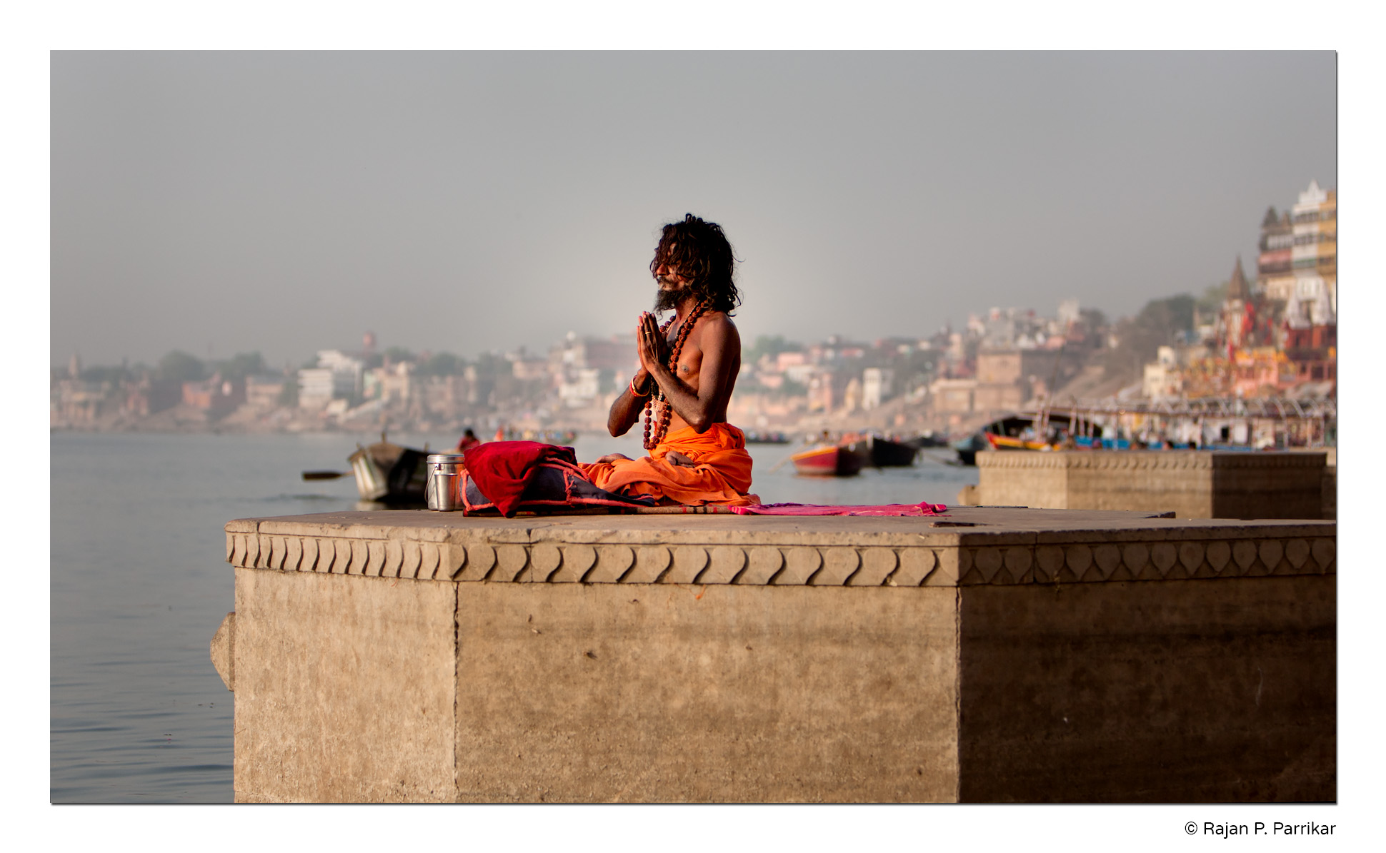 Yogi-Varanasi-Morning-Ganga-India